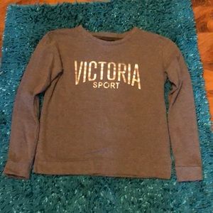 3/$20 Victoria’s Secret Grey Sweatshirt M